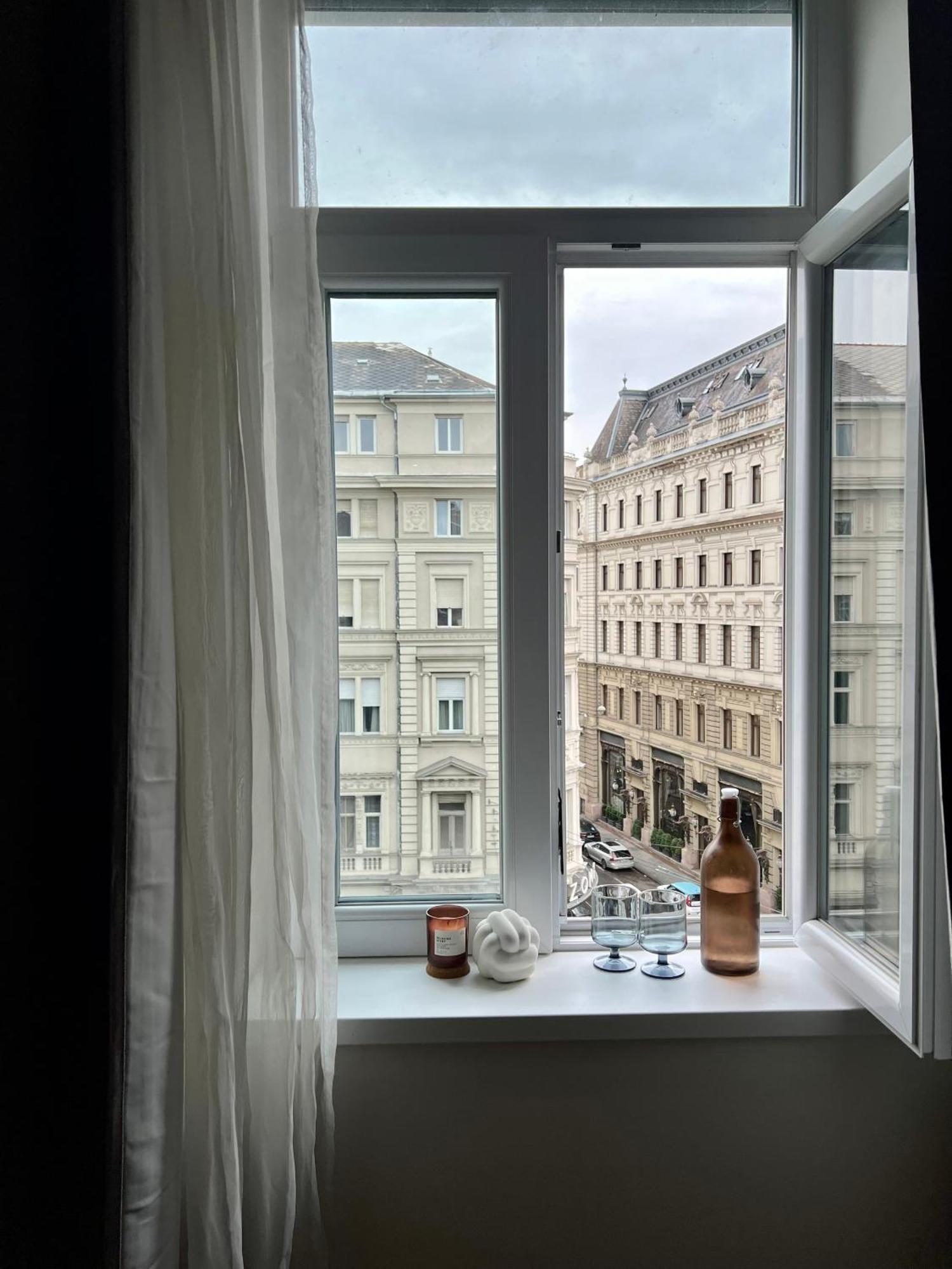 Casadeco Budapest Apt-Stunning New York Cafe View Екстериор снимка